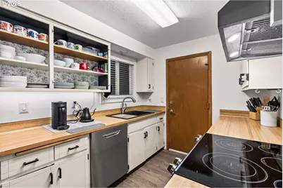 1590 Scandia St, Eugene, OR 97402 - Photo 5