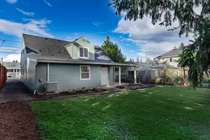 7020 SE Clatsop St, Portland, OR 97206 - Photo 3