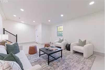 7020 SE Clatsop St, Portland, OR 97206 - Photo 23