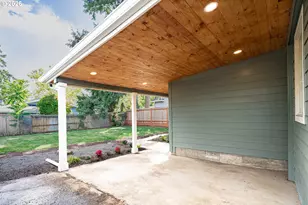 7020 SE Clatsop St, Portland, OR 97206 - Photo 5