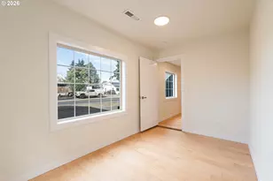 7020 SE Clatsop St, Portland, OR 97206 - Photo 17