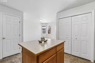 5906 NE 35th Cir, Vancouver, WA 98661 - Photo 17