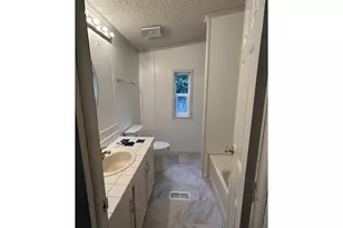 8555 SE Mayberry Ln, Boring, OR 97009 - Photo 7