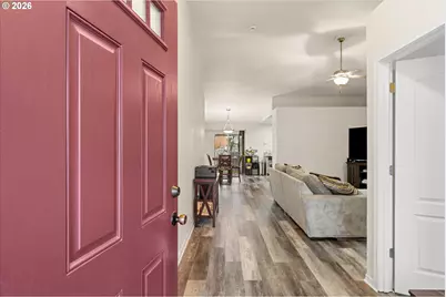 2985 Oxford St, Woodburn, OR 97071 - Photo 3