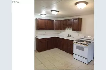 9247 Highway 126, Mapleton, OR 97453 - Photo 13