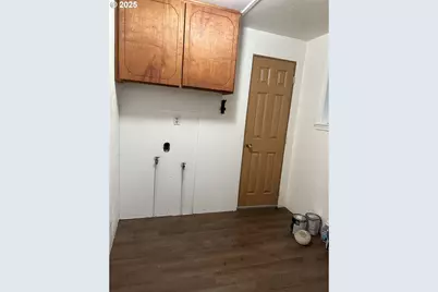 9247 Highway 126, Mapleton, OR 97453 - Photo 11