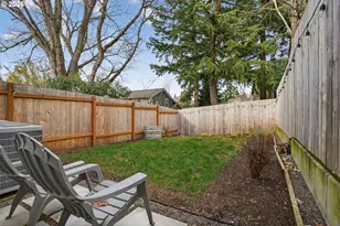 1307 SW Carson St, Portland, OR 97219 - Photo 31