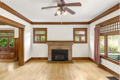 965 NE D St, Salem, OR 97301 - Photo 11