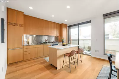 28 SE 28th Ave #304, Portland, OR 97214 - Photo 3