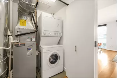 28 SE 28th Ave #304, Portland, OR 97214 - Photo 27