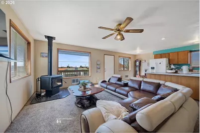 126 N Harbor St, Rockaway Beach, OR 97136 - Photo 3