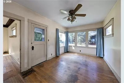 5813 N Williams Ave, Portland, OR 97217 - Photo 13