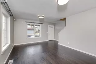 400 SW 14th Ct, Canby, OR 97013 - Photo 11