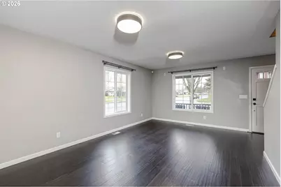 400 SW 14th Ct, Canby, OR 97013 - Photo 9