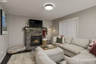 400 SW 14th Ct, Canby, OR 97013 - Photo 13