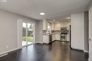 400 SW 14th Ct, Canby, OR 97013 - Photo 17