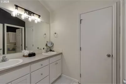 400 SW 14th Ct, Canby, OR 97013 - Photo 17