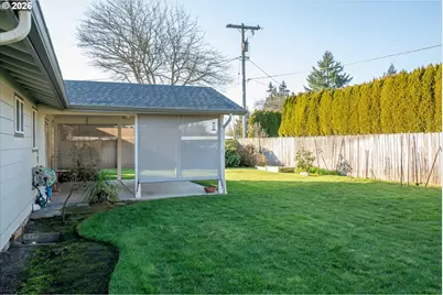 472 Springdale Ave, Springfield, OR 97477 - Photo 29