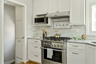 2619 SE 61st Ave, Portland, OR 97206 - Photo 17