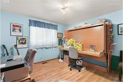 903 NE 3rd Ave, Hillsboro, OR 97124 - Photo 23