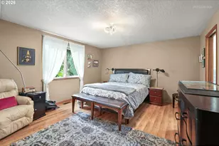 903 NE 3rd Ave, Hillsboro, OR 97124 - Photo 17