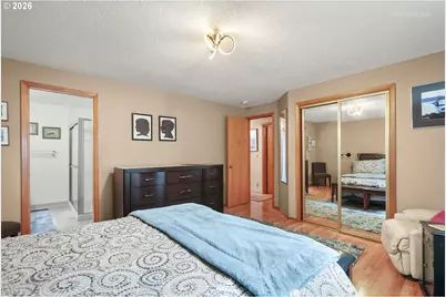 903 NE 3rd Ave, Hillsboro, OR 97124 - Photo 19