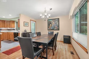 903 NE 3rd Ave, Hillsboro, OR 97124 - Photo 11