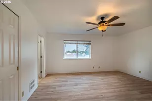 1057 4th St SE, Bandon, OR 97411 - Photo 25