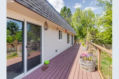 7913 SE Clackamas Rd, Milwaukie, OR 97267 - Photo 29