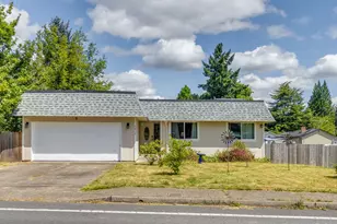 7913 SE Clackamas Rd, Milwaukie, OR 97267 - Photo 3