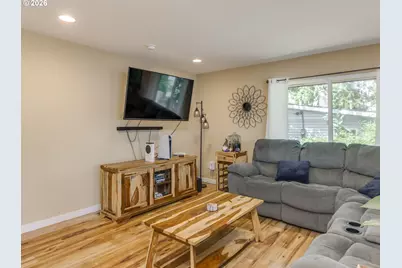 7913 SE Clackamas Rd, Milwaukie, OR 97267 - Photo 17
