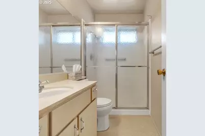 3016 Twin Oak Pl NW, Salem, OR 97304 - Photo 25