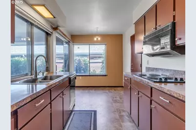 3016 Twin Oak Pl NW, Salem, OR 97304 - Photo 17