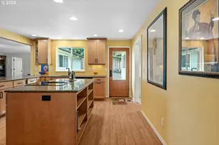 13520 SW Devonshire Dr, Beaverton, OR 97005 - Photo 13
