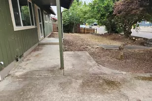 2155 Berwin Ln, Eugene, OR 97404 - Photo 31