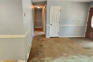2155 Berwin Ln, Eugene, OR 97404 - Photo 9