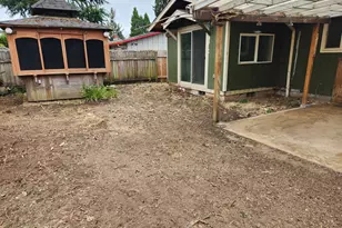2155 Berwin Ln, Eugene, OR 97404 - Photo 39