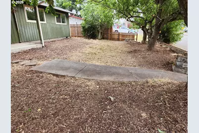 2155 Berwin Ln, Eugene, OR 97404 - Photo 33
