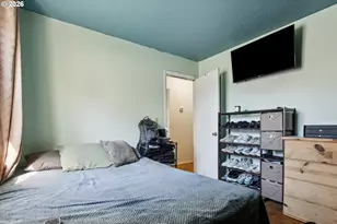 70 SW Williams Dr, Beaverton, OR 97005 - Photo 13