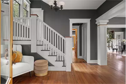 4000 NE Hassalo St, Portland, OR 97232 - Photo 7