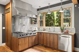 4000 NE Hassalo St, Portland, OR 97232 - Photo 17