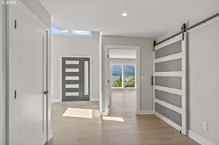 243 NE Hemmingway Dr, Stevenson, WA 98648 - Photo 17