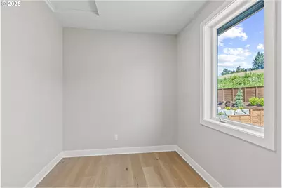 243 NE Hemmingway Dr, Stevenson, WA 98648 - Photo 33