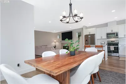 17237 SW Mina Ln, Beaverton, OR 97003 - Photo 9
