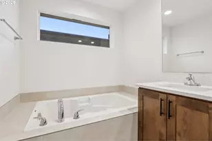 8259 SE Quincy St, Hillsboro, OR 97123 - Photo 19