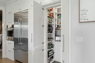 9045 NW Murdock St, Portland, OR 97229 - Photo 9