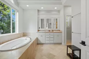 9045 NW Murdock St, Portland, OR 97229 - Photo 21