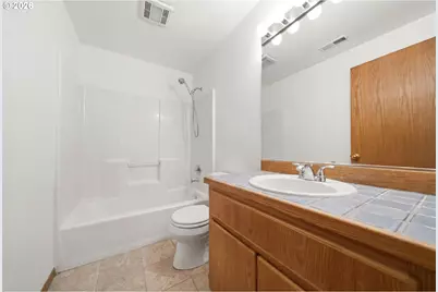 11017 NW 9th Ave, Vancouver, WA 98685 - Photo 17