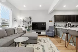 2208 NE 4 Seasons Ln, Vancouver, WA 98684 - Photo 3