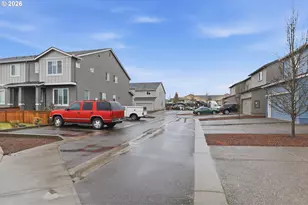 2208 NE 4 Seasons Ln, Vancouver, WA 98684 - Photo 37